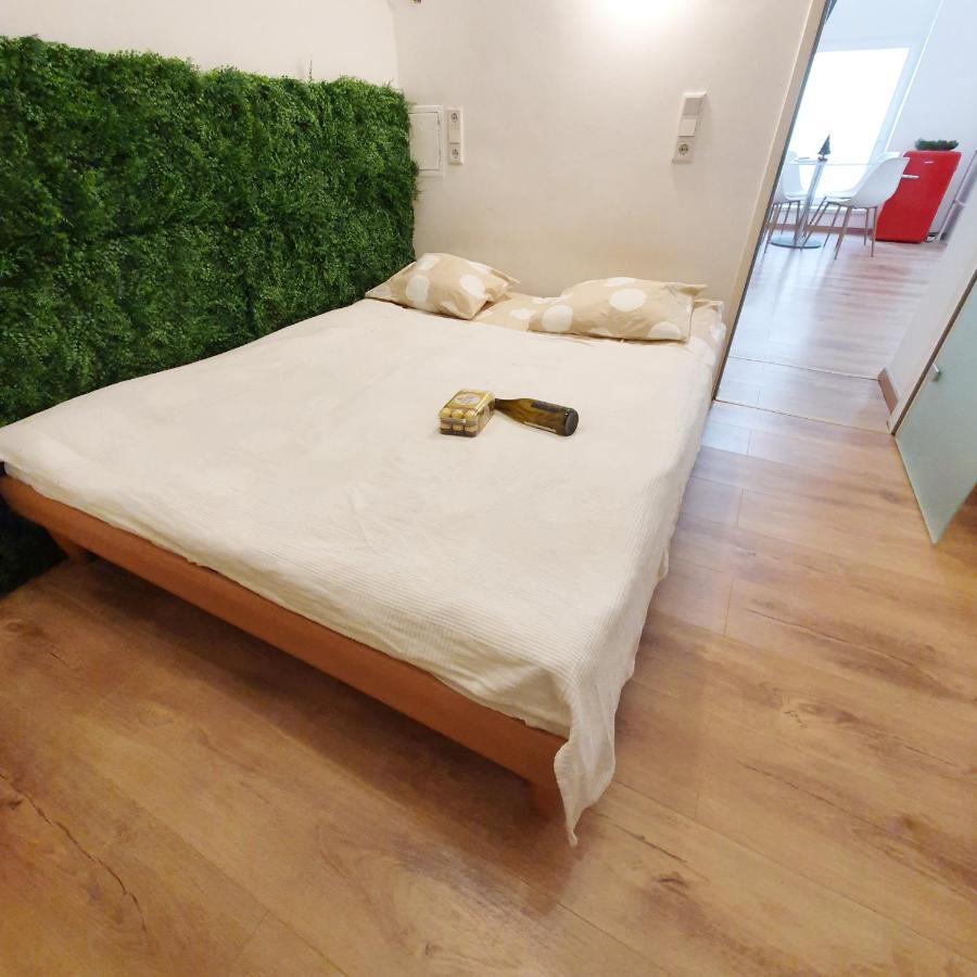 Urbanes Apartment In Wien Luaran gambar
